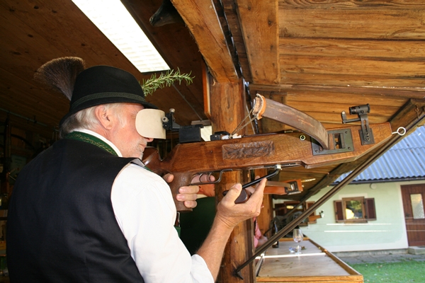 Armbrustschiessen Tradition in Bad Goisern......